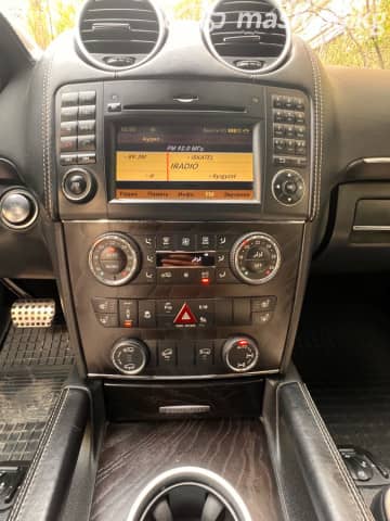 Mercedes-Benz GL-Класс I (X164) Рестайлинг 550 5.5 AT 4WD