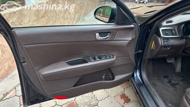 Kia K5 II 2.0 AT