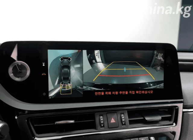 Lexus ES VII Рестайлинг 300h 2.5hyb CVT