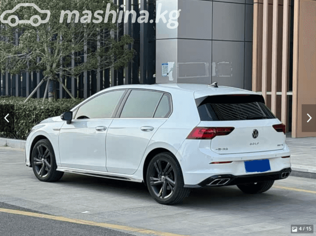 Volkswagen Golf VIII 1.4 AT