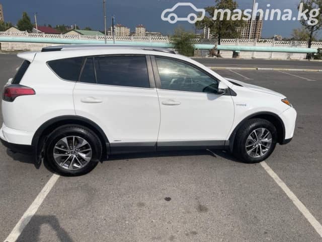 Toyota RAV4 IV (XA40) Рестайлинг 2.5hyb CVT 4WD