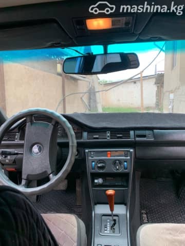 Mercedes-Benz W124 200 2.0 AT