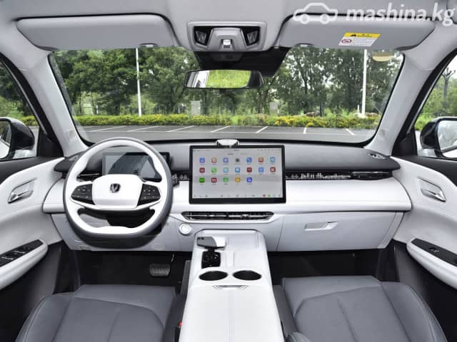 Changan UNI-Z iDD 1.5hyb CVT