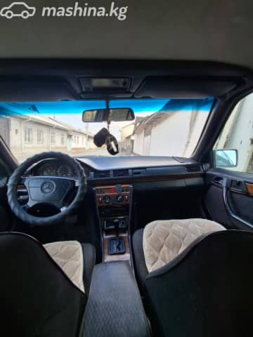 Mercedes-Benz E-Класс I (W124) 250 2.5d AT