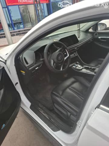Hyundai Sonata VIII (DN8) 2.0 AT