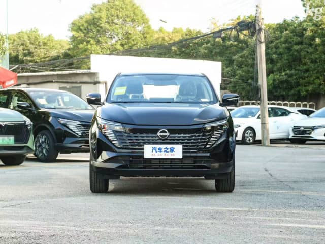 Nissan Qashqai II Рестайлинг 2 2.0 CVT
