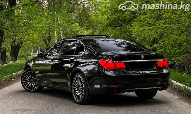 BMW 7 серии V (F01/F02/F04) 740i 3.0 AT