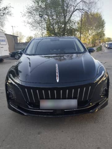 Hongqi E-QM5 54 kWh Electro AT