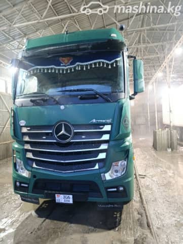Mercedes-Benz 6x4
