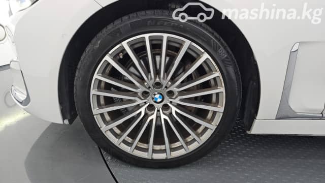 BMW 7 серии VI (G11/G12) Рестайлинг 740d xDrive 3.0d AT 4WD