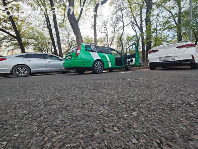 Ford Mondeo III Рестайлинг 2.0 MT