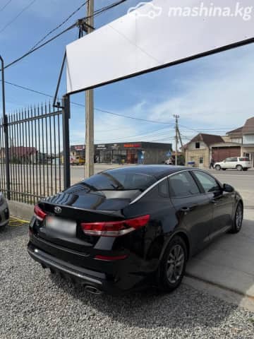 Kia K5 II 2.0 AT