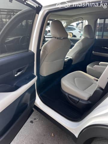 Toyota Grand Highlander 2.5hyb CVT 4WD