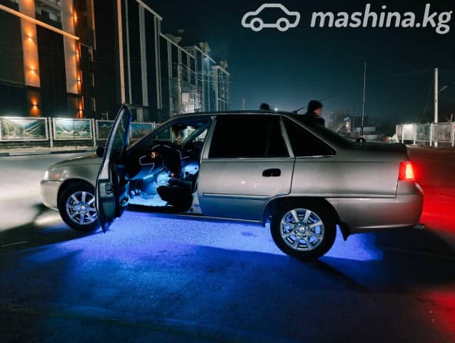 Daewoo Nexia I Рестайлинг 1.5 MT