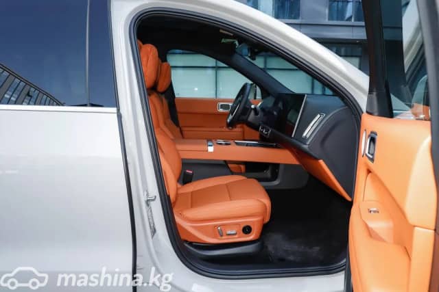 LiXiang L6 1.5hyb AT 4WD