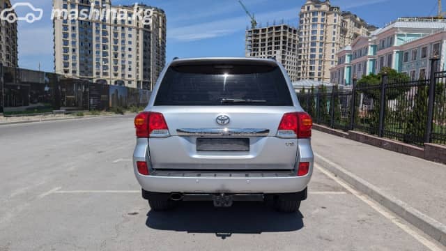 Toyota Land Cruiser 200 Series Рестайлинг 1 4.6 AT 4WD