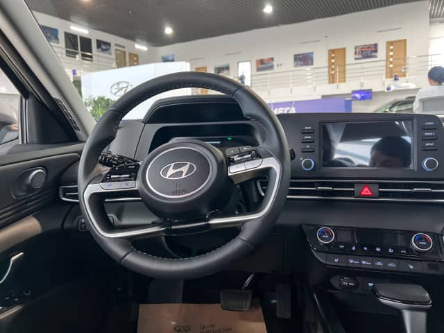 Hyundai Elantra VII (CN7) Рестайлинг 1.6 AT