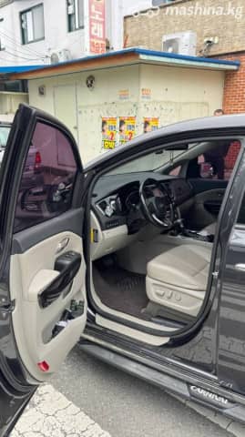 Kia Carnival III 2.2d AT
