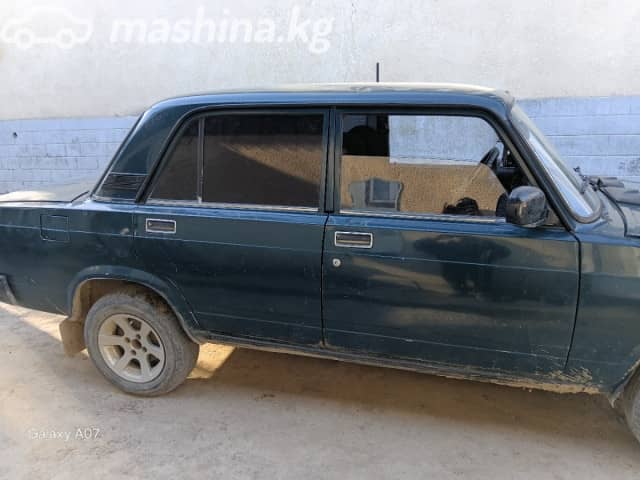 ВАЗ (Lada) 2105 21059 1.3 MT