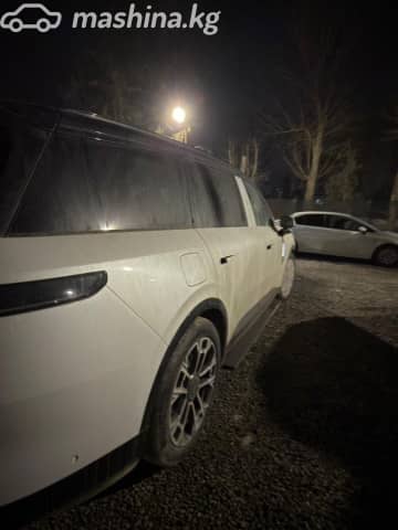 Lynk & Co 900 2.0hyb AT 4WD