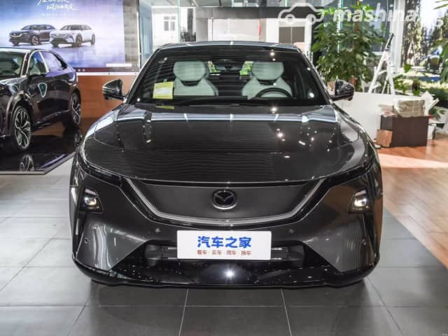 Mazda EZ-60 1.5hyb AT