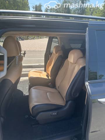 Kia Carnival IV 2.2d AT