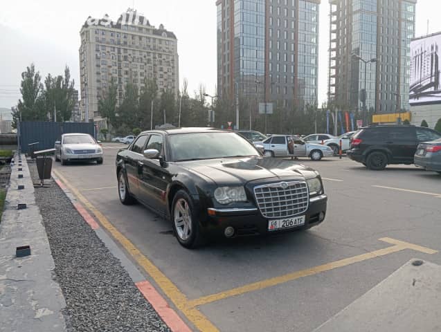 Chrysler 300C I 2.7 AT