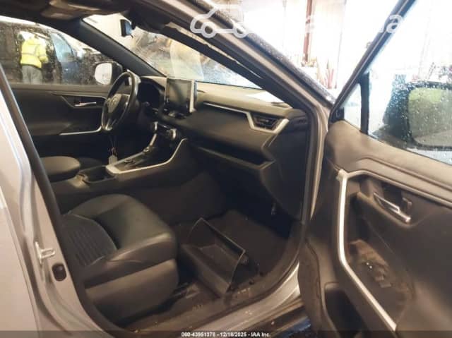 Toyota RAV4 V (XA50) 2.5hyb CVT 4WD