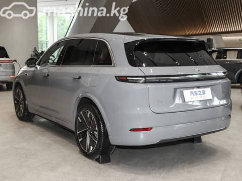 LiXiang L7 Рестайлинг 1.5hyb AT 4WD