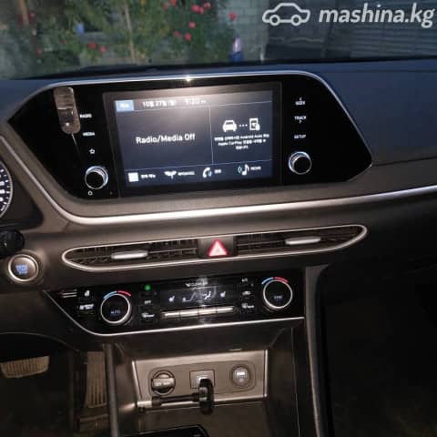 Hyundai Sonata VIII (DN8) 2.0hyb AT