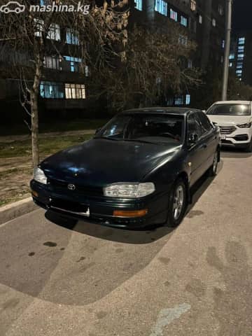 Toyota Camry III (XV10) 2.2 AT
