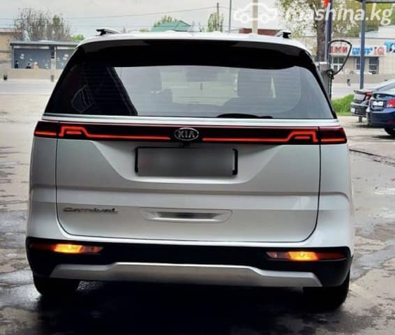 Kia Carnival IV 2.2d AT
