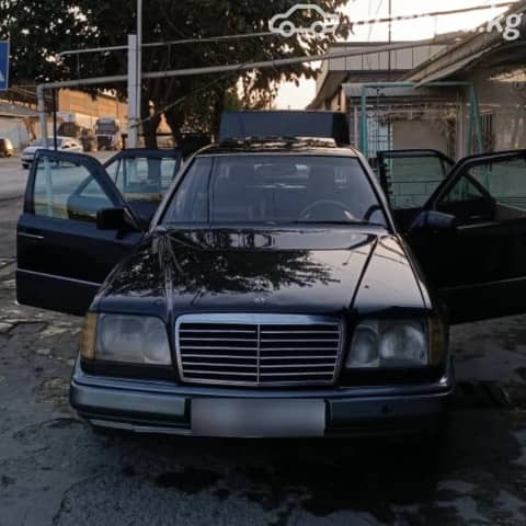 Mercedes-Benz E-Класс I (W124) 320 3.2 AT