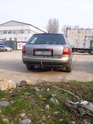 Audi A6 II (C5) Рестайлинг 2.4 CVT