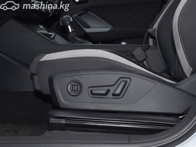 Audi Q3 II (F3) 35 TFSI 1.5 MT