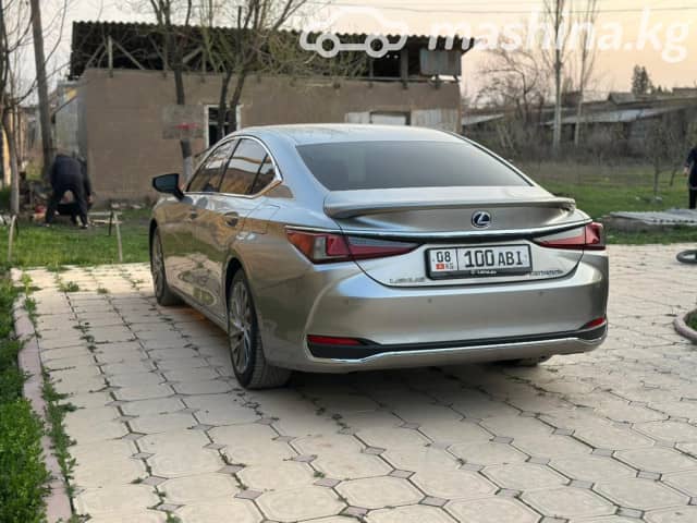 Lexus ES VII 300h 2.5hyb CVT