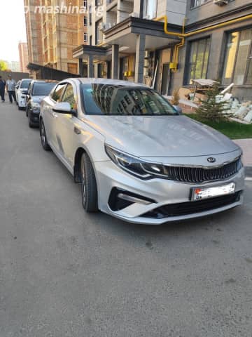 Kia K5 II 2.0 AT
