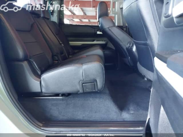 Toyota Tundra II Рестайлинг CrewMax 5.7 AT 4WD