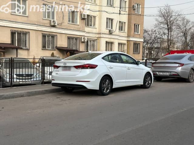 Hyundai Elantra VI (AD) 2.0 AT