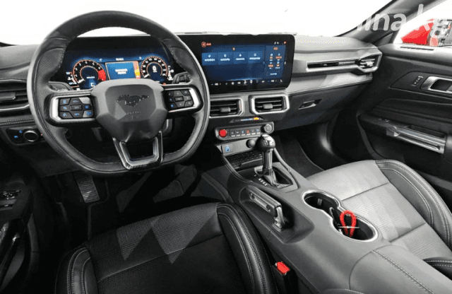 Ford Mustang VI Рестайлинг 2.3 AT