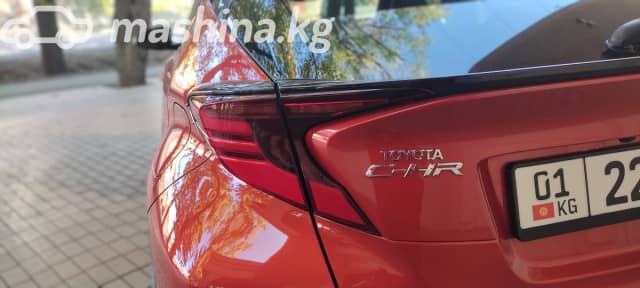 Toyota C-HR I Рестайлинг 2.0hyb CVT