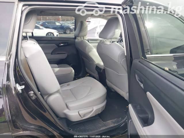 Toyota Highlander IV (U70) 3.5 AT 4WD