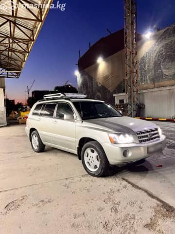 Toyota Highlander I (U20) Рестайлинг 2.4 AT 4WD