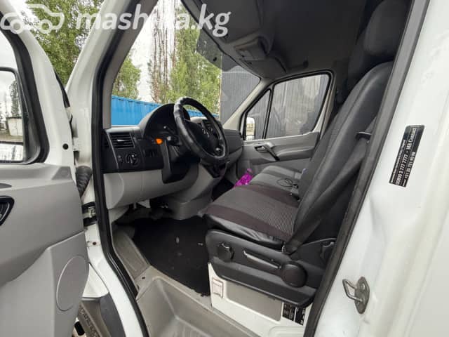 Mercedes-Benz Фургон (4х2)