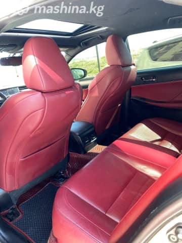 Lexus IS III Рестайлинг 300h 2.5hyb CVT