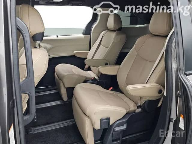 Toyota Sienna IV 2.5hyb AT