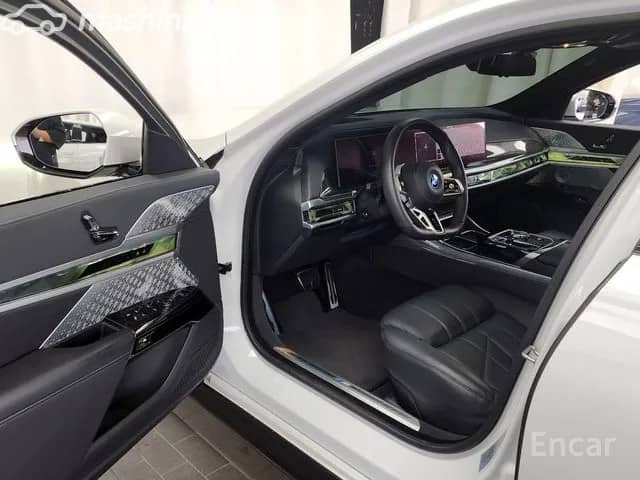 BMW 7 серии VII (G70) M760e xDrive 3.0hyb AT 4WD