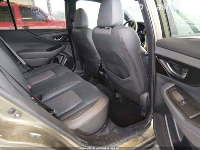 Subaru Outback VI Рестайлинг Wilderness 2.4 CVT 4WD