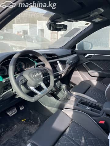 Audi Q3 II (F3) 45 TFSI 2.0 AT 4WD
