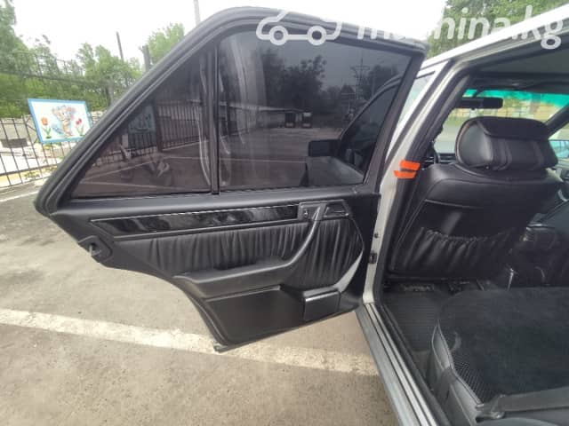 Mercedes-Benz E-Класс I (W124) 320 3.2 AT